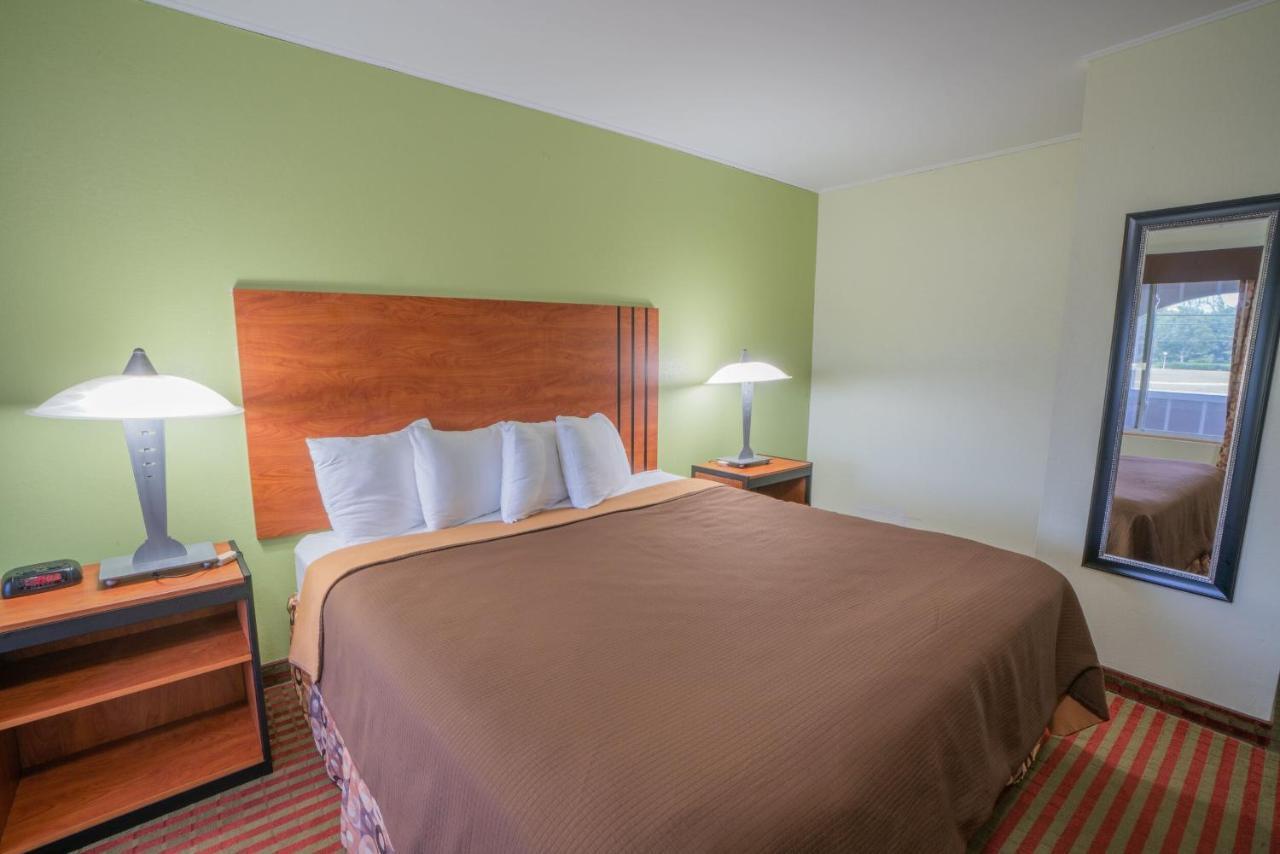 All Seasons Inn & Suites Bourne Luaran gambar